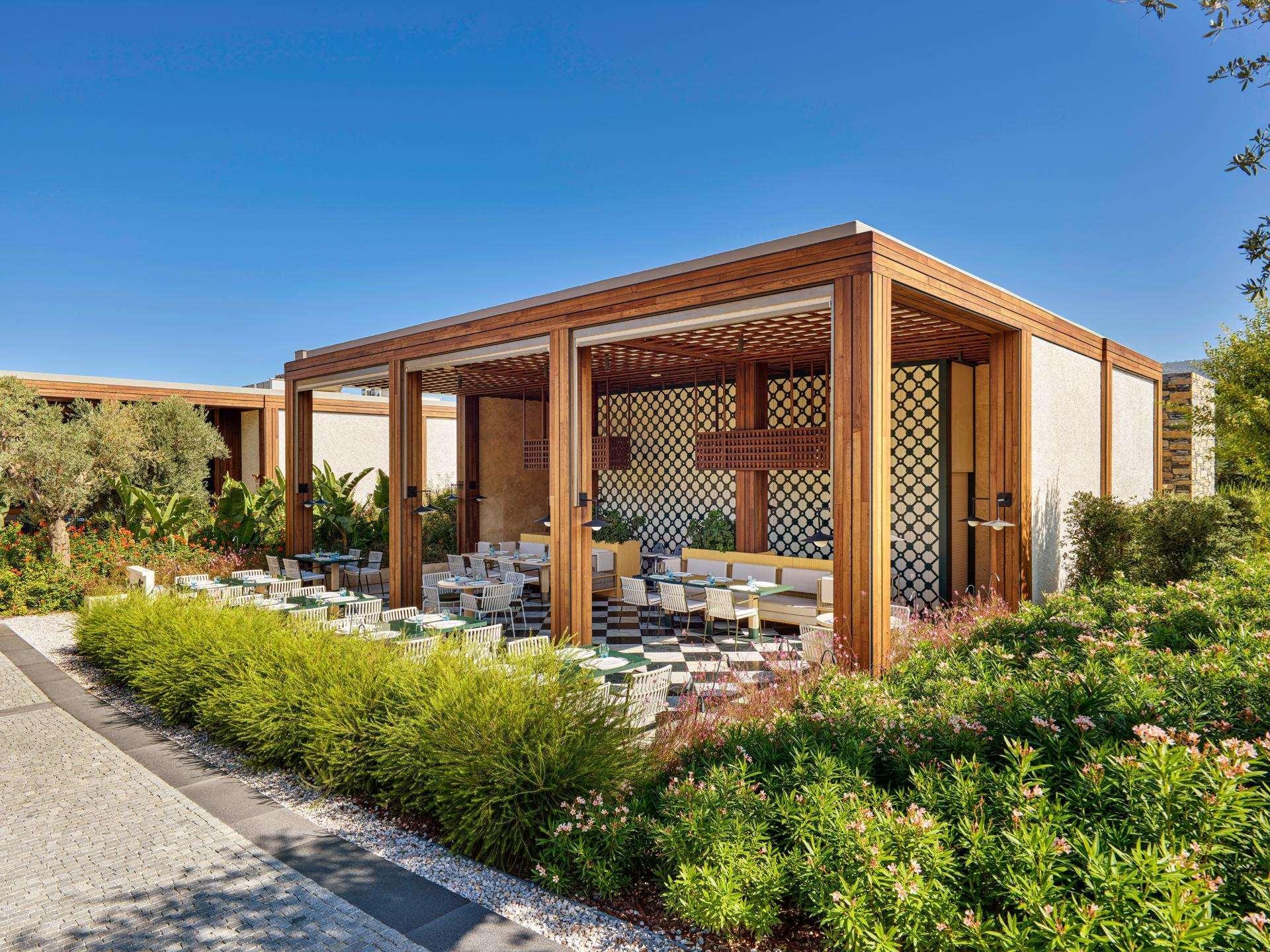 Voyage Complex 5*